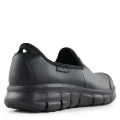 SKECHERS SURE TRACK